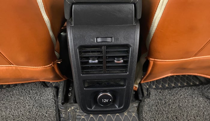 2020 Tata ALTROZ XZ 1.2, Petrol, Manual, 61,797 km, Rear AC Vents