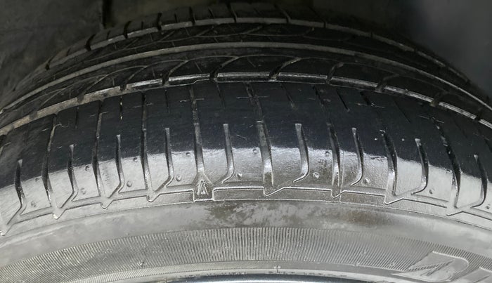 2020 Tata ALTROZ XZ 1.2, Petrol, Manual, 61,797 km, Left Rear Tyre Tread