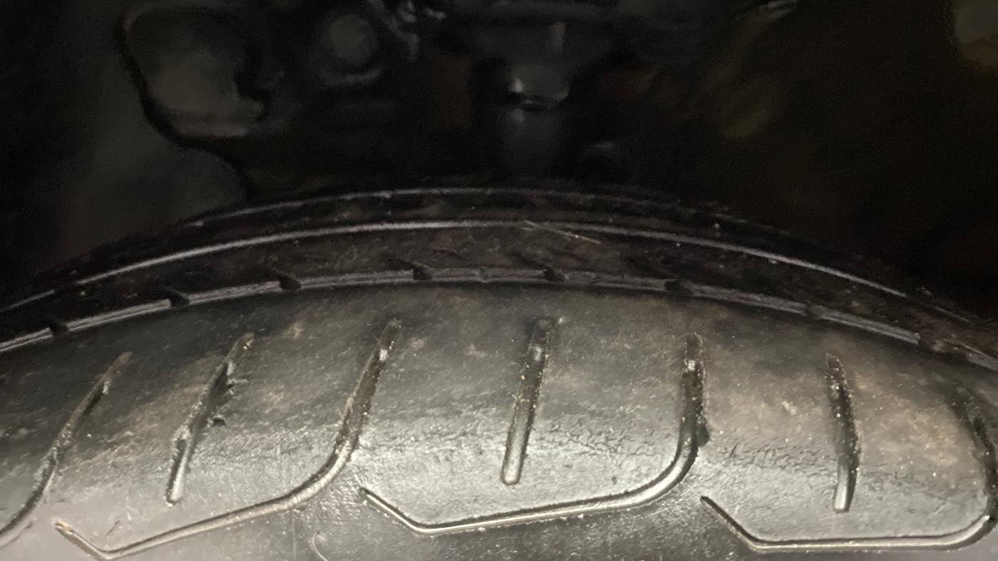 2023 Hyundai Verna S MT 1.5 MPI, Petrol, Manual, 28,537 km, Left Front Tyre Tread
