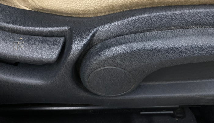 2018 Hyundai Elite i20 ASTA 1.4 CRDI, Diesel, Manual, 89,392 km, Driver Side Adjustment Panel