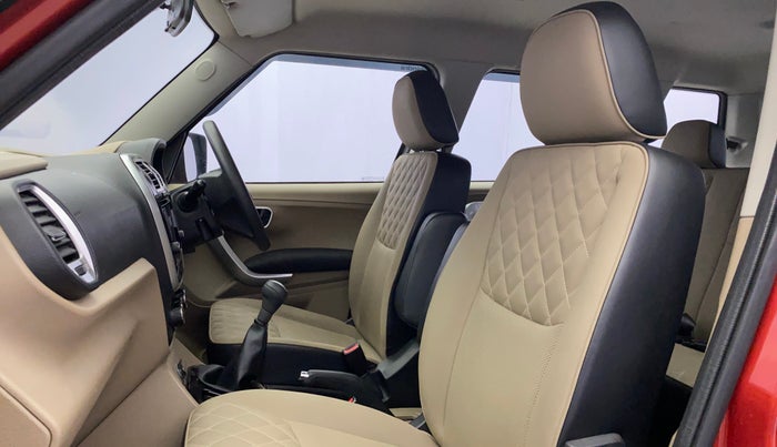 2017 Mahindra TUV300 T10 DUAL TONE, Diesel, Manual, 65,056 km, Right Side Front Door Cabin