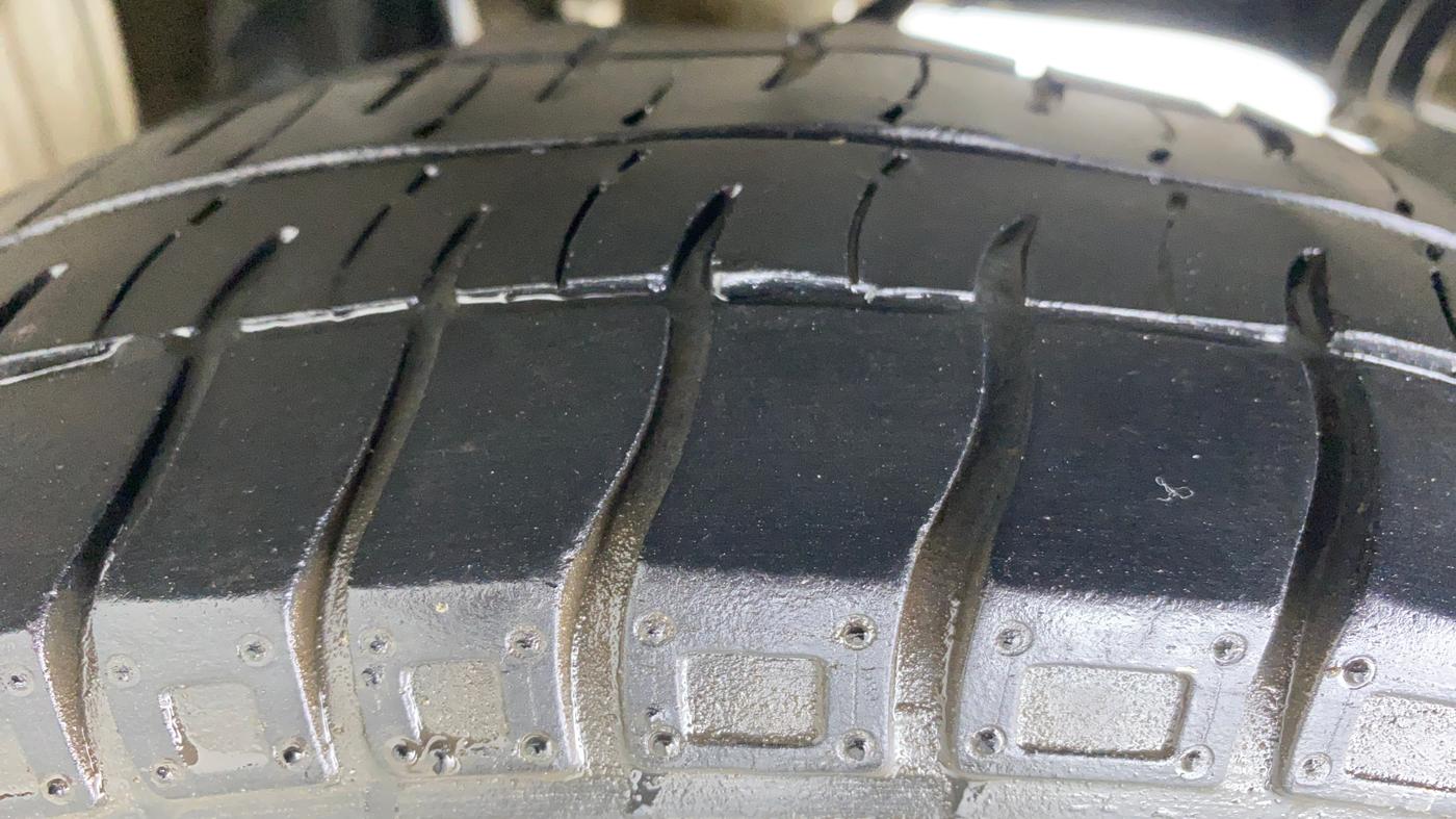 2014 Maruti Alto 800 VXI, CNG, Manual, 62,381 km, Left Rear Tyre Tread