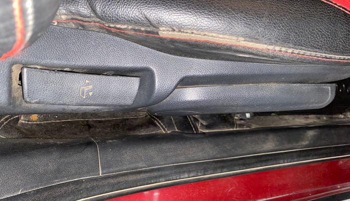 2019 Hyundai i20 Active 1.2 SX, Petrol, Manual, 41,528 km, Driver Side Adjustment Panel