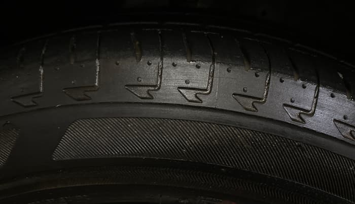 2022 Maruti Celerio ZXI, Petrol, Manual, 1,049 km, Left Front Tyre Tread