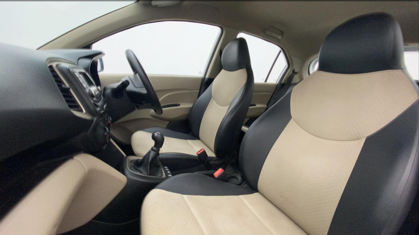 2022 Hyundai NEW SANTRO MAGNA, Petrol, Manual, 33,397 km, Right Side Front Door Cabin