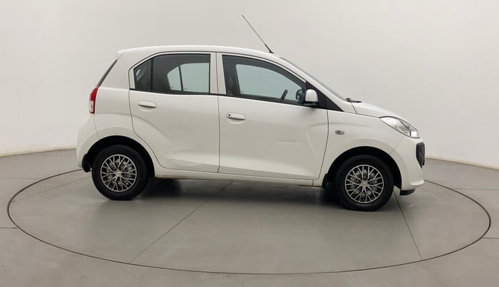 2022 Hyundai NEW SANTRO MAGNA, Petrol, Manual, 33,383 km, Right Side View