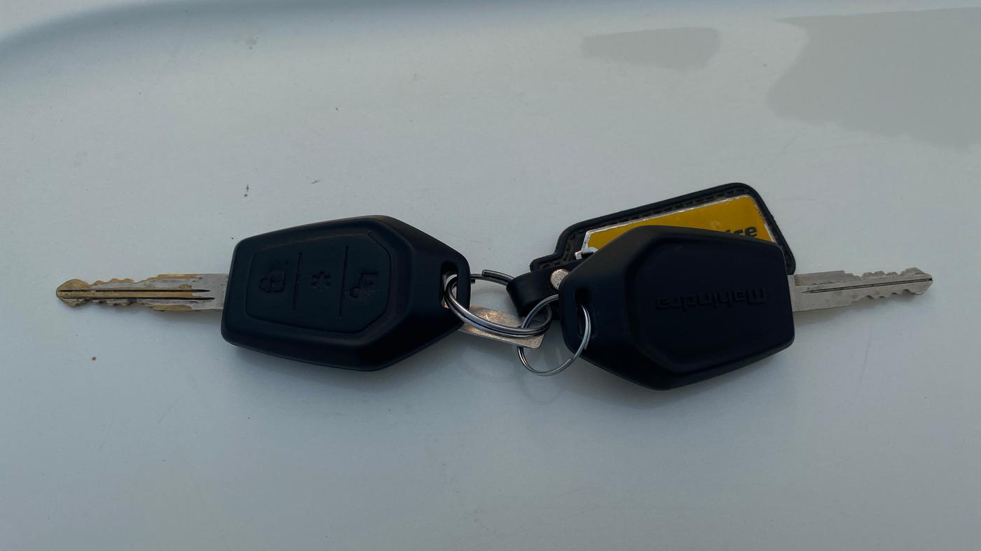 2018 Mahindra TUV300 T10, Diesel, Manual, 59,637 km, Key Close Up