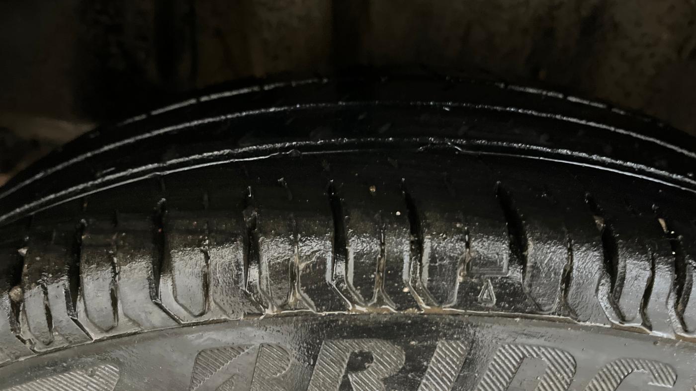 2023 Maruti Swift VXI, Petrol, Manual, 22,690 km, Right Rear Tyre Tread