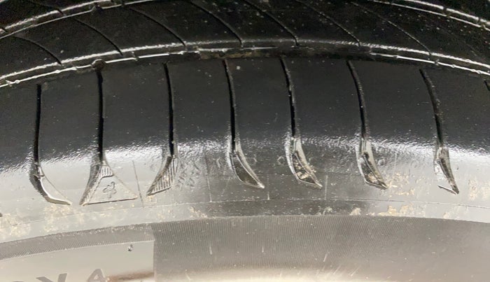 2022 Hyundai VENUE SX 1.0 TURBO IMT, Petrol, Manual, 43,434 km, Left Front Tyre Tread