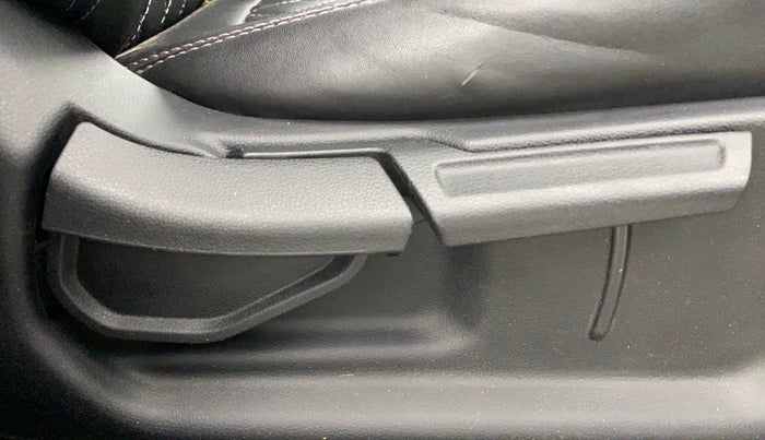 2022 Hyundai VENUE SX 1.0 TURBO IMT, Petrol, Manual, 43,434 km, Driver Side Adjustment Panel