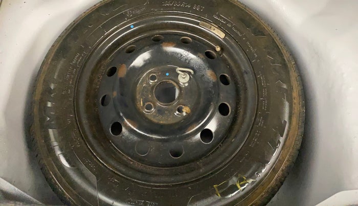 2014 Maruti Swift VDI, Diesel, Manual, 1,22,200 km, Spare Tyre