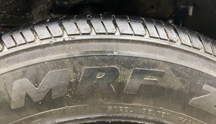 2014 Maruti Swift VDI, Diesel, Manual, 1,22,200 km, Right Front Tyre Tread