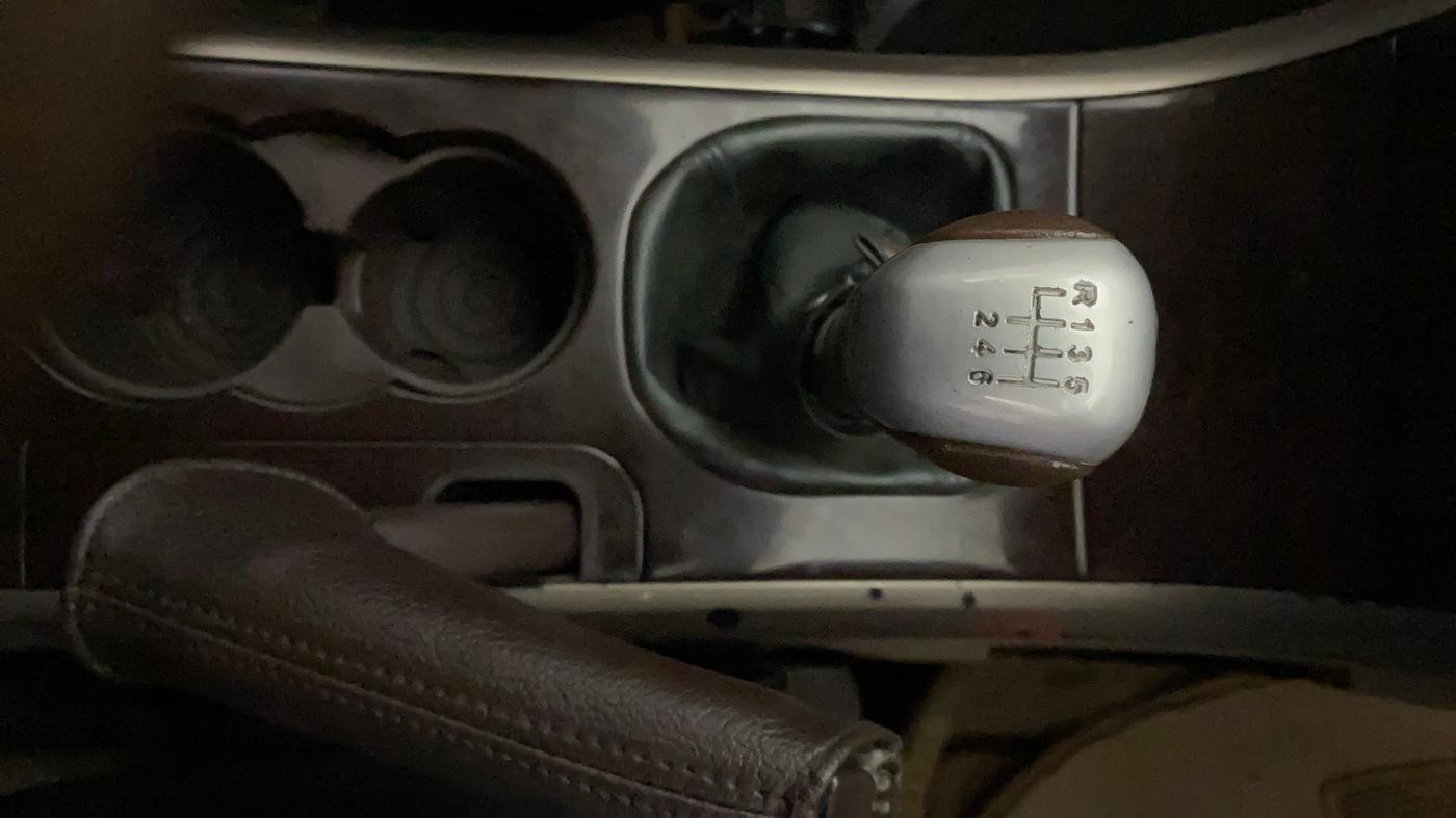 2012 Mahindra XUV500 W8, Diesel, Manual, 1,55,674 km, Gear Lever