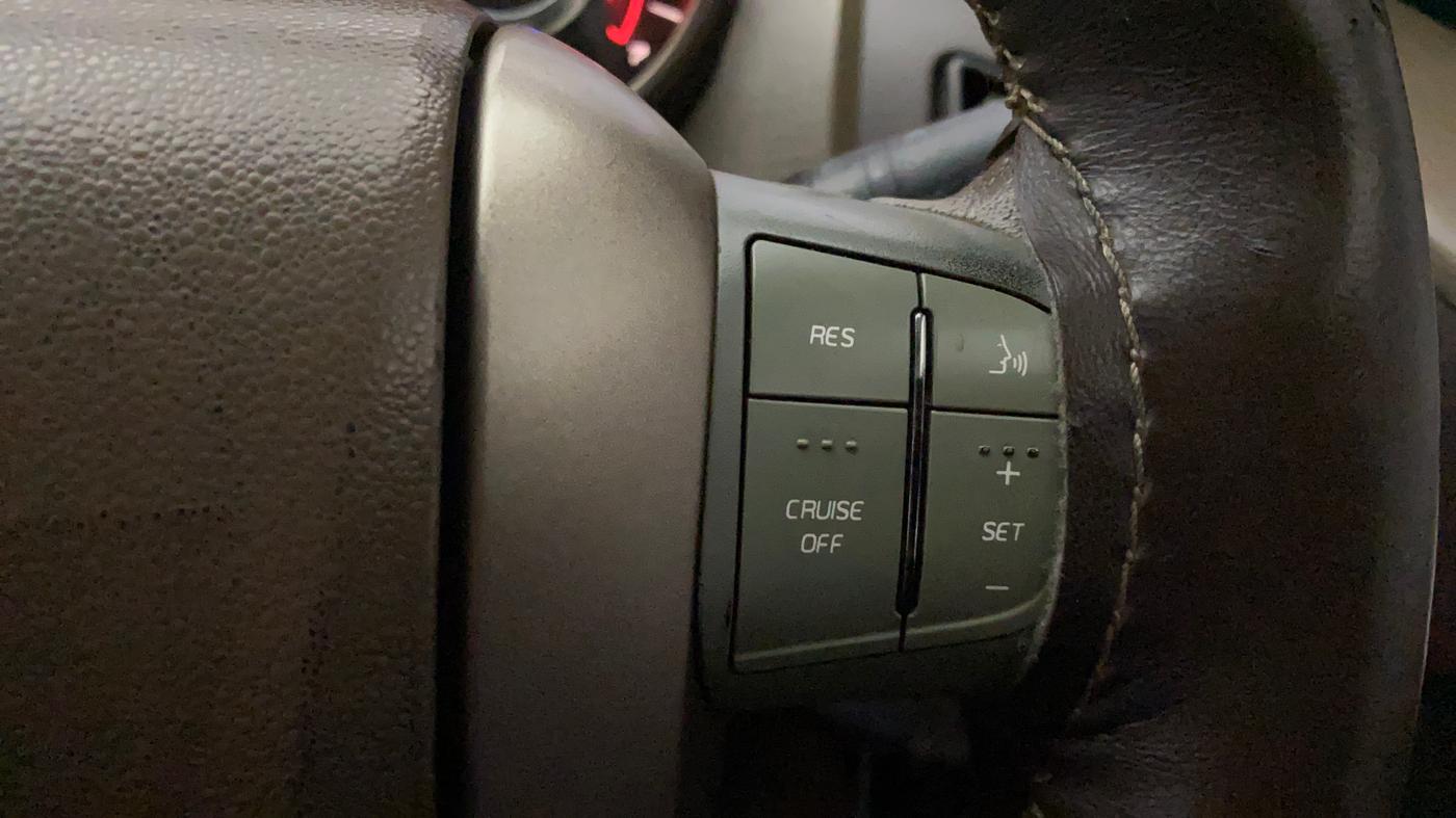 2012 Mahindra XUV500 W8, Diesel, Manual, 1,55,674 km, Adaptive Cruise Control