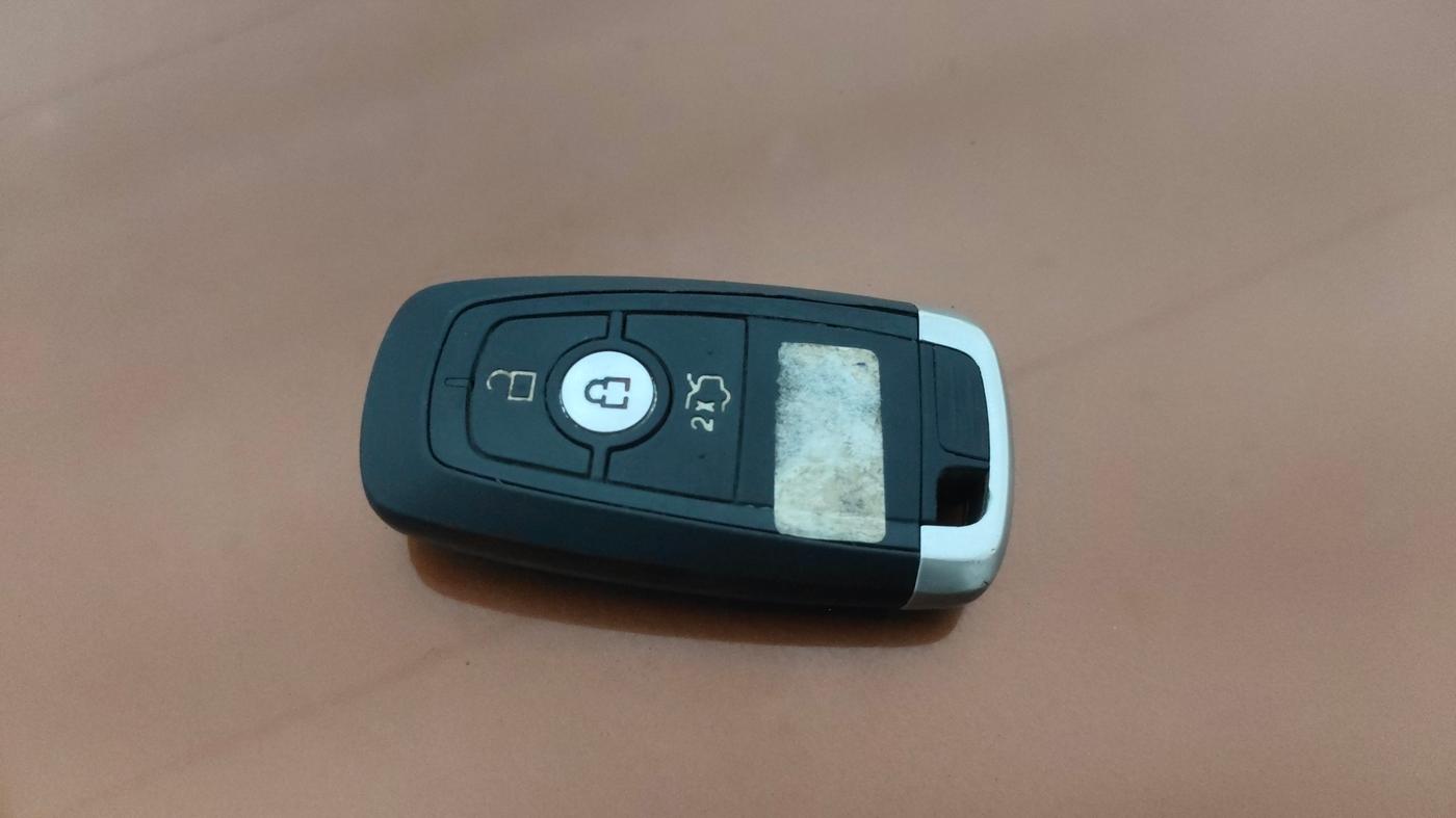 2019 Ford FREESTYLE TITANIUM PLUS 1.2 PETROL, Petrol, Manual, 45,803 km, Key Close Up
