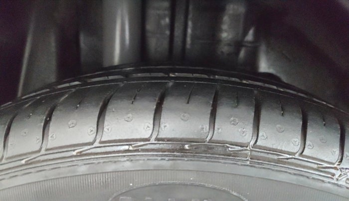 2019 Ford FREESTYLE TITANIUM PLUS 1.2 PETROL, Petrol, Manual, 45,803 km, Right Rear Tyre Tread