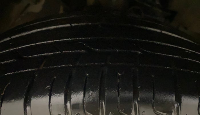 2023 Tata NEXON XMA PETROL, Petrol, Automatic, 17,181 km, Right Front Tyre Tread