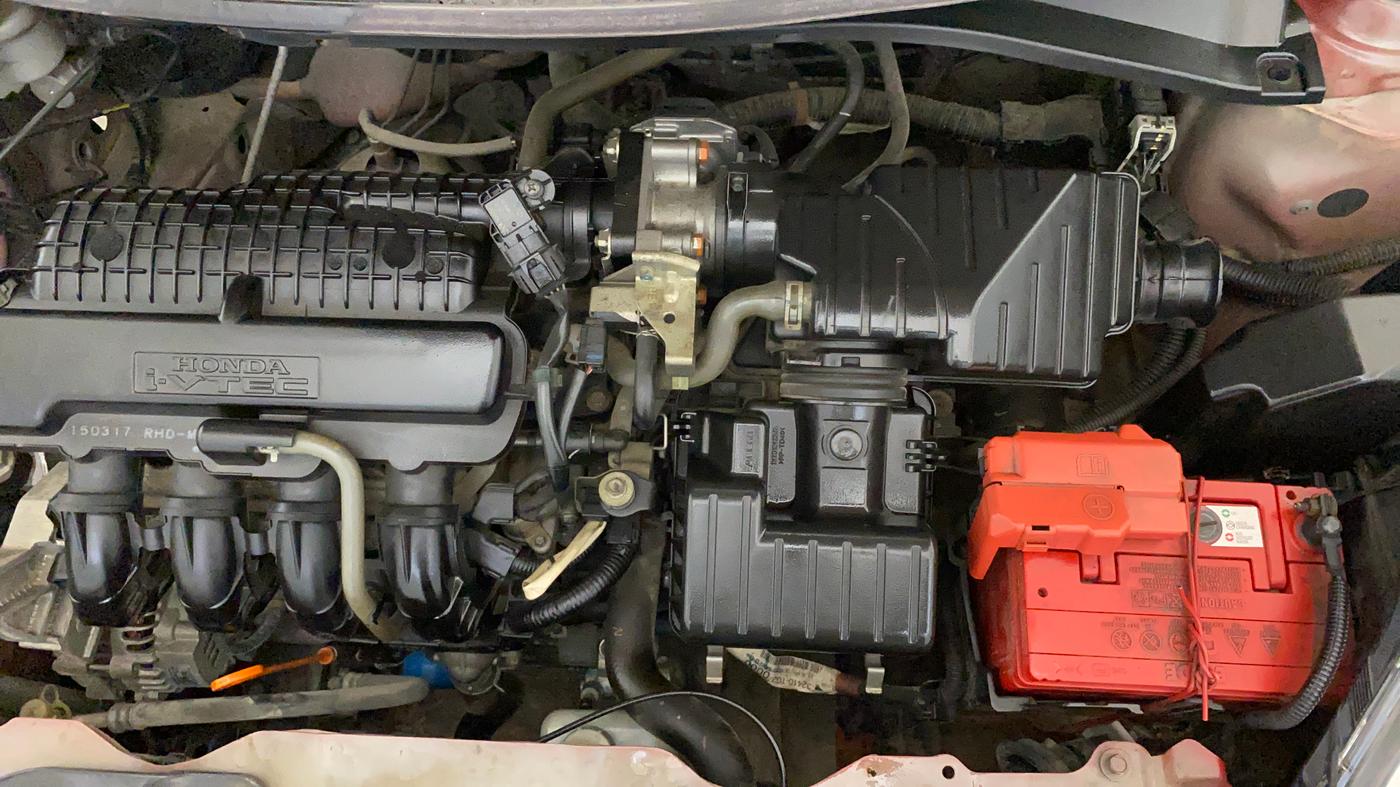2015 Honda Brio S MT, Petrol, Manual, 25,464 km, Engine View - Left