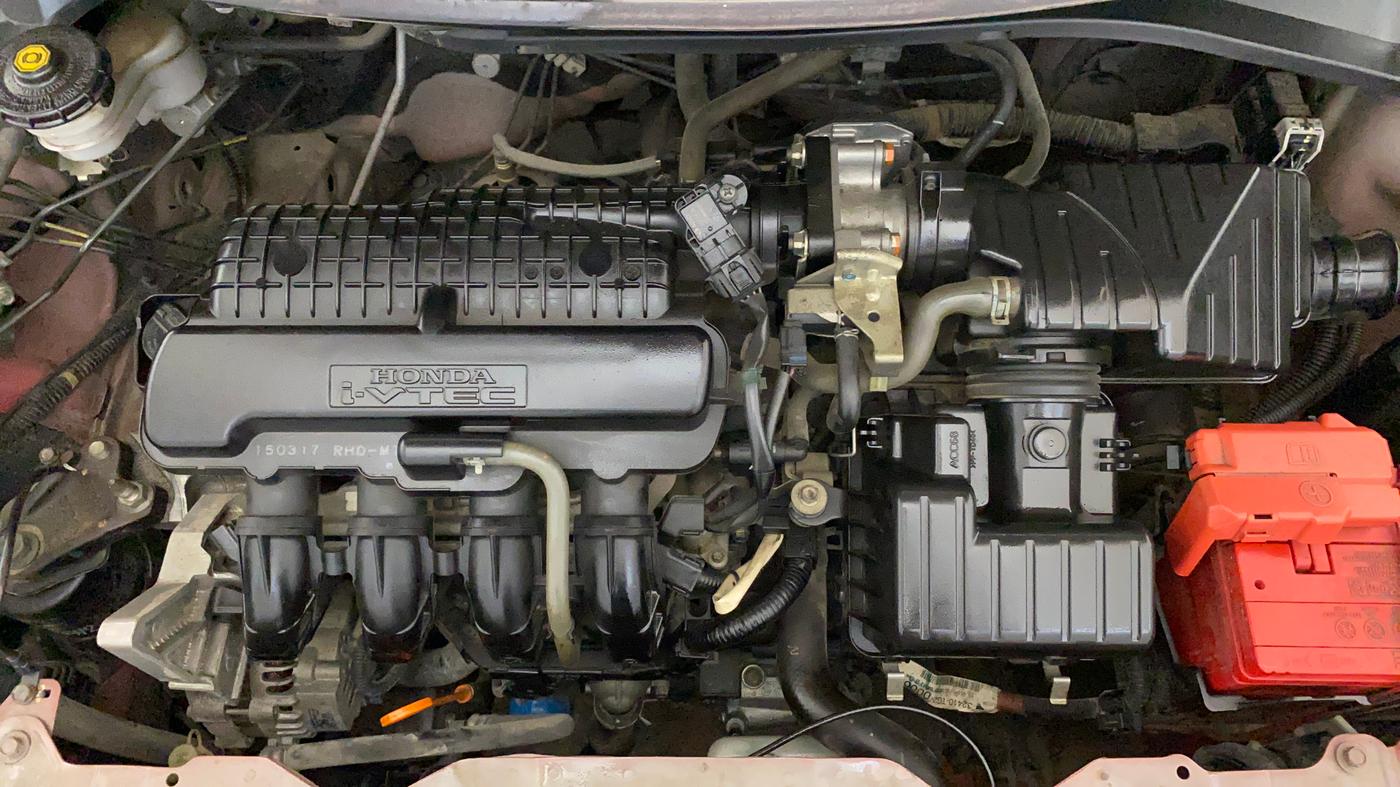 2015 Honda Brio S MT, Petrol, Manual, 25,464 km, Engine View