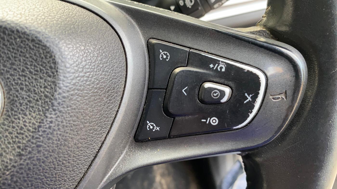 2020 Tata ALTROZ XZ PETROL, Petrol, Manual, 72,873 km, Adaptive Cruise Control