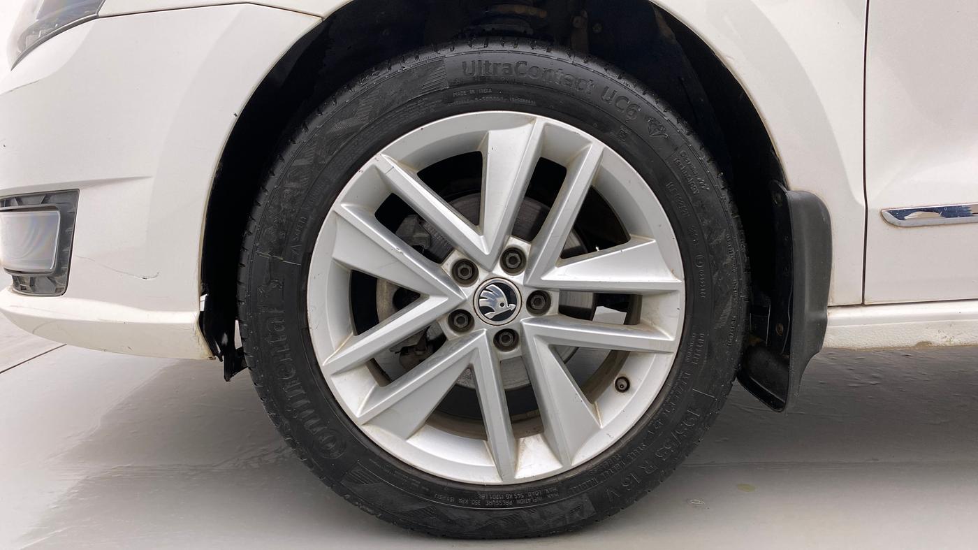 2019 Skoda Rapid STYLE 1.5 TDI AT, CNG, Automatic, 1,07,669 km, Left Front Wheel