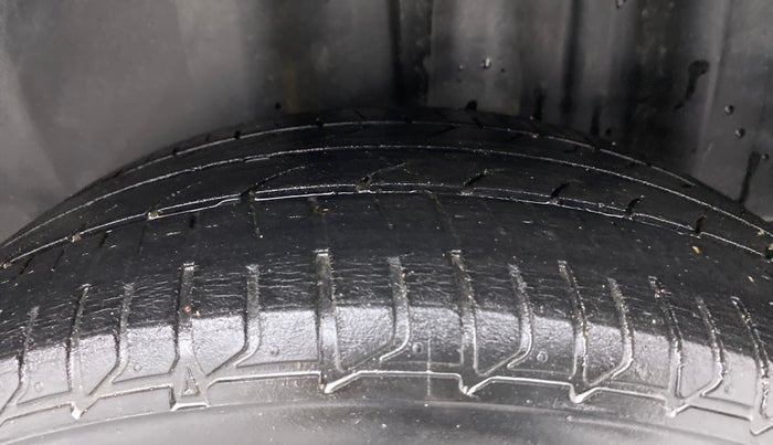 2019 Skoda Rapid STYLE 1.5 TDI AT, Diesel, Automatic, 1,07,669 km, Left Rear Tyre Tread