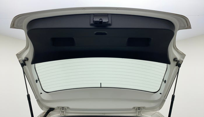 2017 Volkswagen Polo HIGHLINE1.2L PETROL, Petrol, Manual, 52,489 km, Boot Door Open