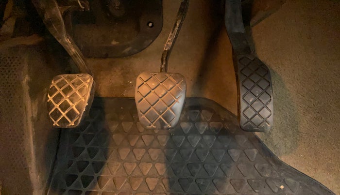 2017 Volkswagen Polo HIGHLINE1.2L PETROL, Petrol, Manual, 52,489 km, Pedals