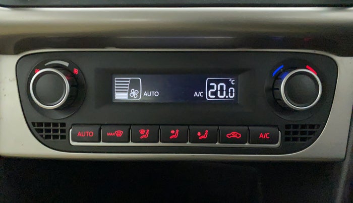 2017 Volkswagen Polo HIGHLINE1.2L PETROL, Petrol, Manual, 52,489 km, Automatic Climate Control