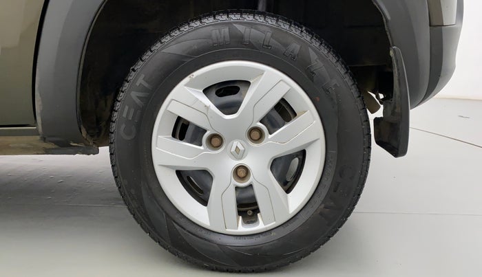 2016 Renault Kwid 1.0 RXT, Petrol, Manual, 33,642 km, Left Rear Wheel