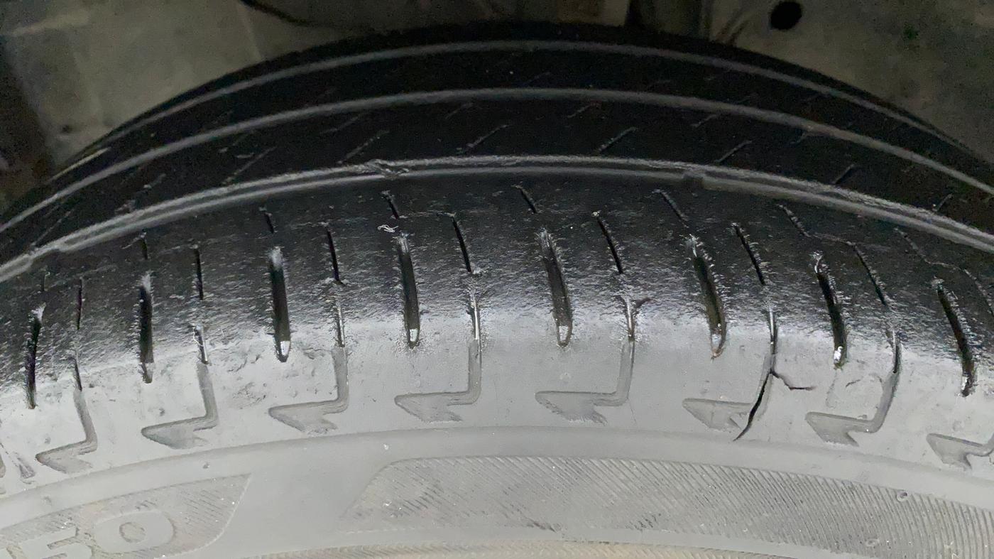 2019 Honda Amaze 1.2L I-VTEC S, Petrol, Manual, 25,585 km, Left Front Tyre Tread