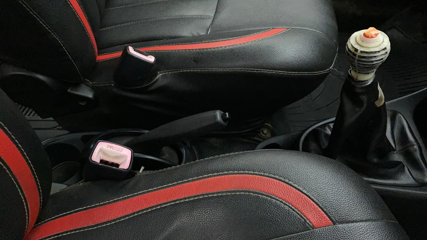 2011 Toyota Etios G, Petrol, Manual, 98,011 km, Gear Lever