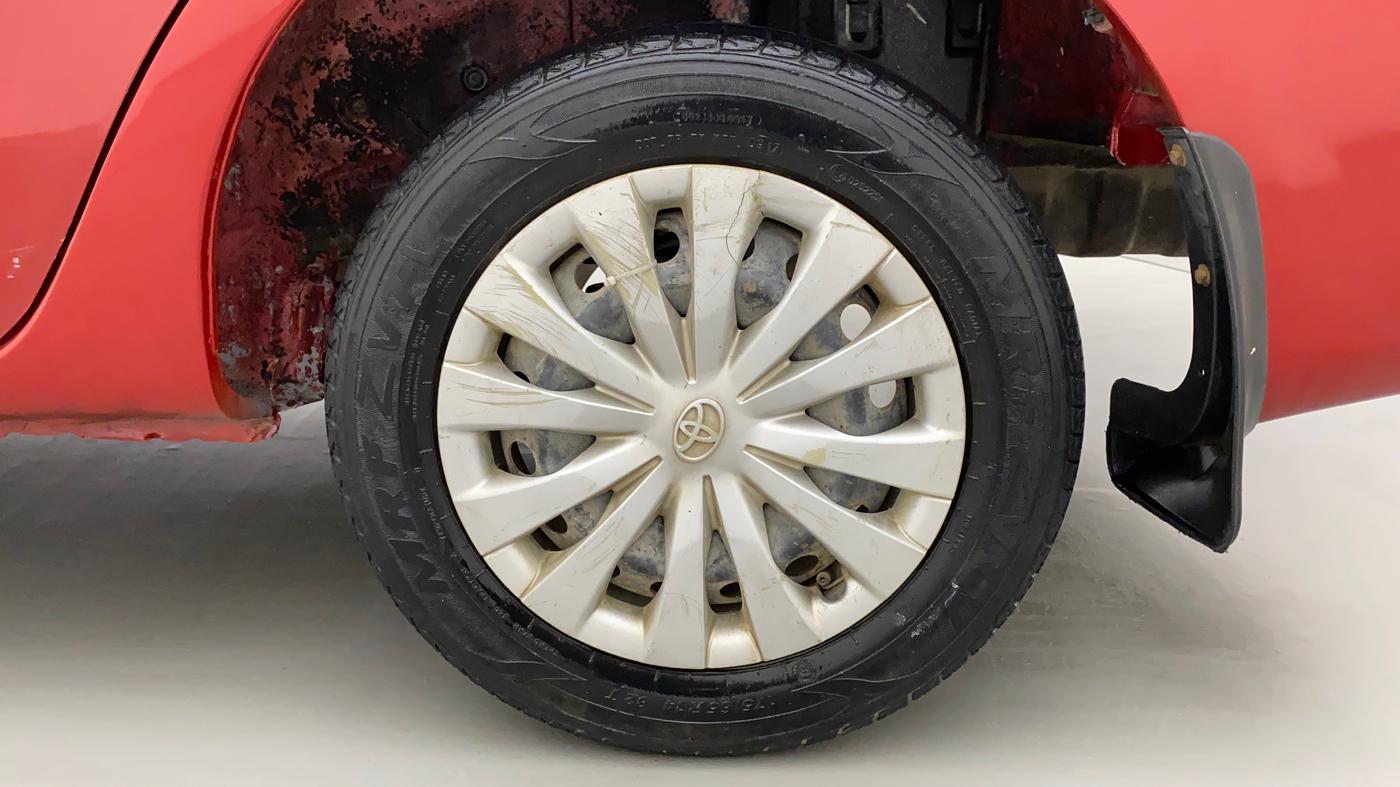 2011 Toyota Etios G, Petrol, Manual, 98,011 km, Left Rear Wheel
