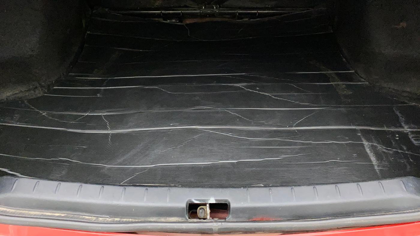 2011 Toyota Etios G, Petrol, Manual, 98,011 km, Boot Inside