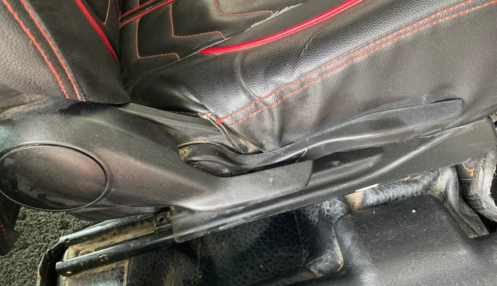 2017 Maruti Baleno ALPHA PETROL 1.2, Petrol, Manual, 1,33,987 km, Driver Side Adjustment Panel