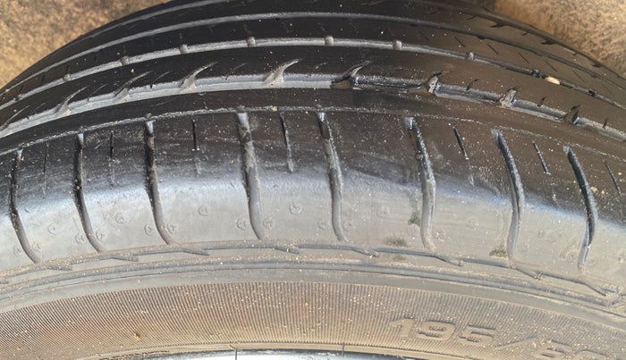 2017 Maruti Baleno ALPHA PETROL 1.2, Petrol, Manual, 1,33,987 km, Left Rear Tyre Tread