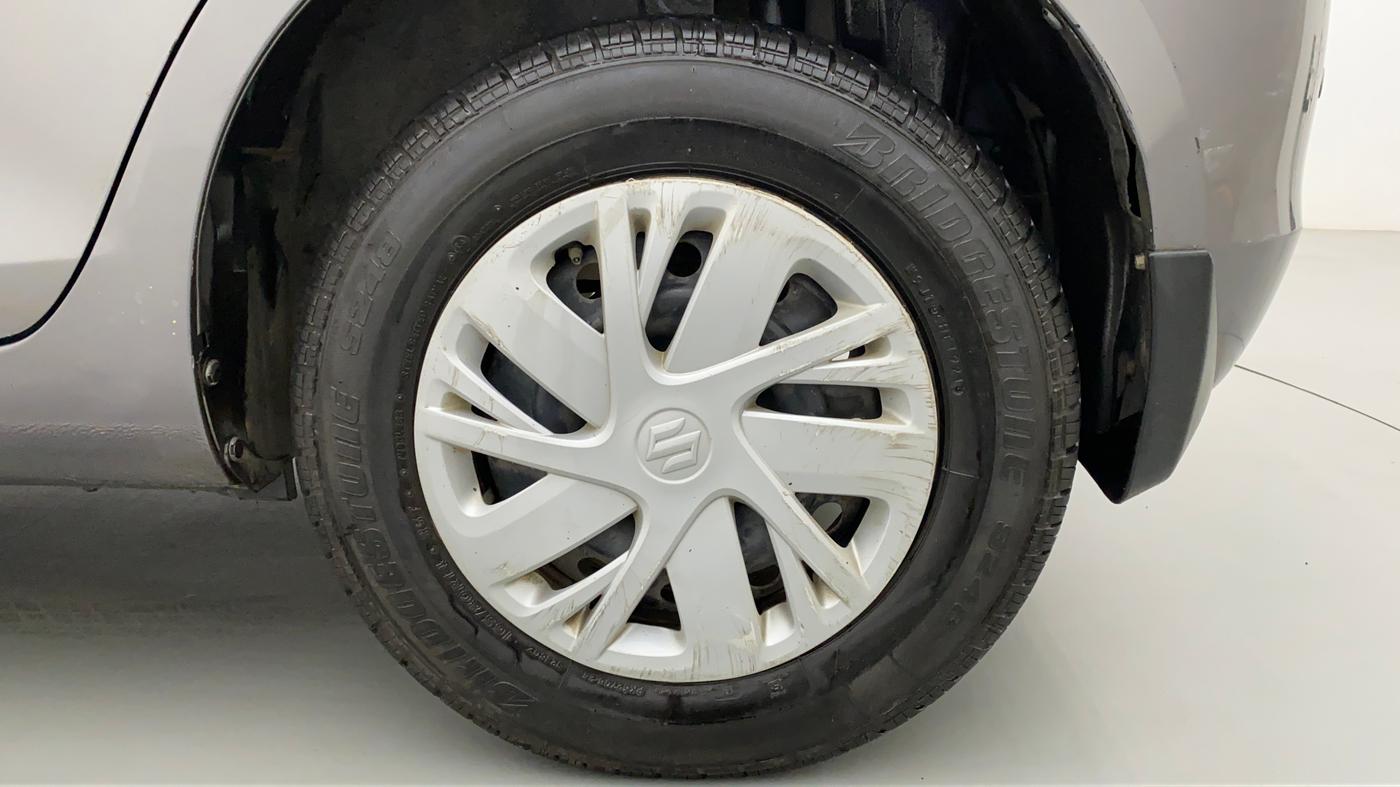 2015 Maruti Swift VXI, Petrol, Manual, 52,794 km, Left Rear Wheel