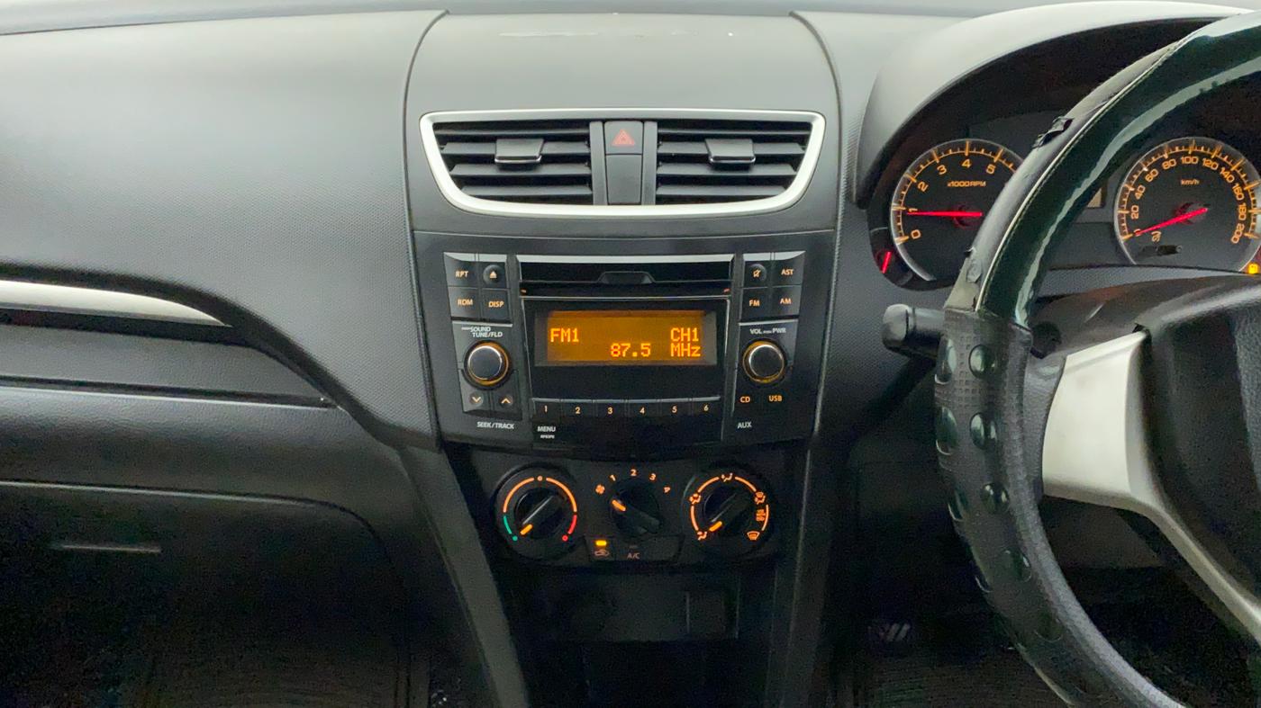 2015 Maruti Swift VXI, Petrol, Manual, 52,794 km, Air Conditioner
