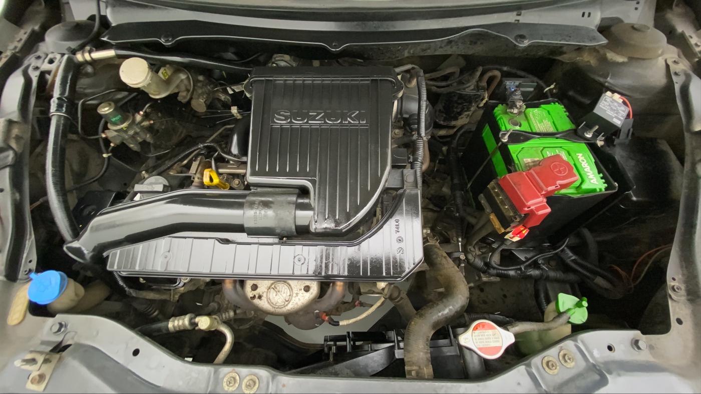 2015 Maruti Swift VXI, Petrol, Manual, 52,794 km, Open Bonet