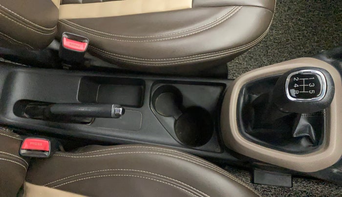 2015 Hyundai Xcent SX 1.2, Petrol, Manual, 68,665 km, Gear Lever