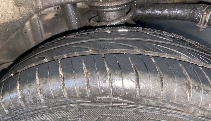 2018 Maruti Alto 800 VXI, Petrol, Manual, 32,990 km, Left Rear Tyre Tread