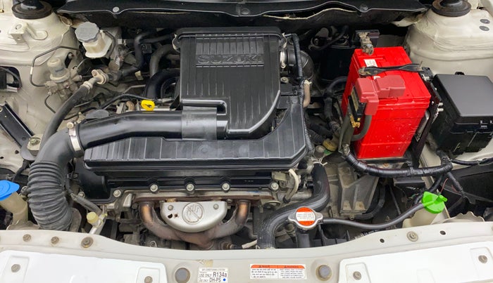 2014 Maruti Ciaz VXI, Petrol, Manual, 1,00,339 km, Open Bonet