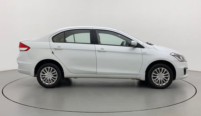 2014 Maruti Ciaz VXI, Petrol, Manual, 1,00,339 km, Right Side View
