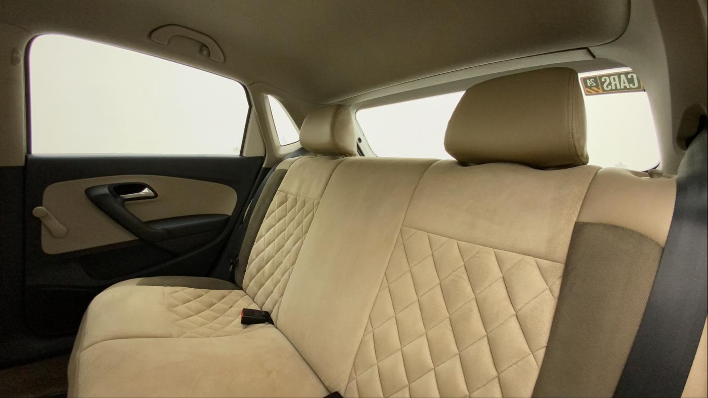 2012 Volkswagen Polo TRENDLINE 1.2L DIESEL, Diesel, Manual, 1 km, Right Side Rear Door Cabin