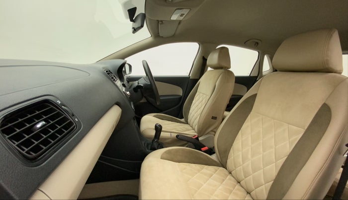 2012 Volkswagen Polo TRENDLINE 1.2L DIESEL, Diesel, Manual, 1 km, Right Side Front Door Cabin