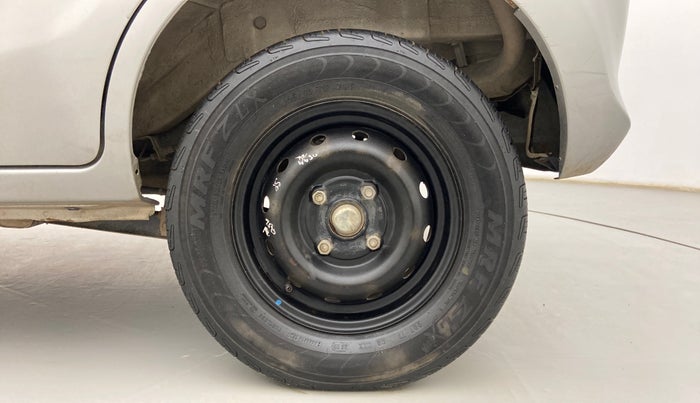 2013 Maruti Alto 800 LXI, Petrol, Manual, 58,589 km, Left Rear Wheel