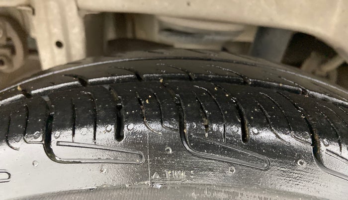 2013 Maruti Alto 800 LXI, Petrol, Manual, 58,589 km, Right Rear Tyre Tread