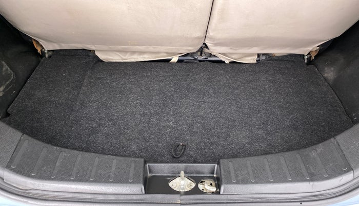 2014 Maruti Wagon R 1.0 VXI, Petrol, Manual, 1,14,527 km, Boot Inside