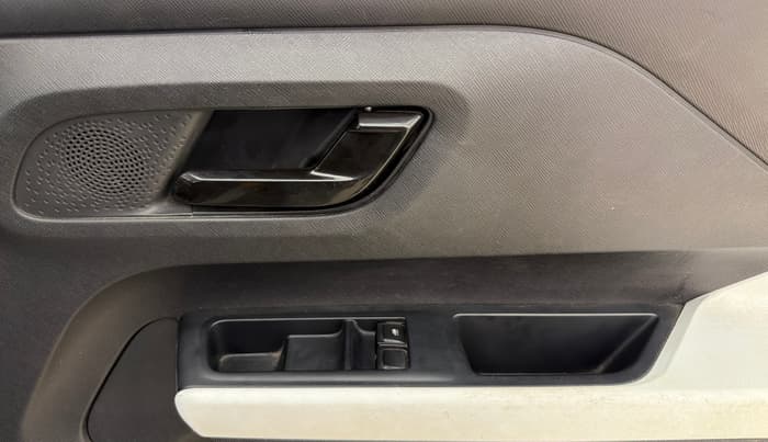 2025 Tata PUNCH PURE MT, Petrol, Manual, 11,082 km, Driver Side Door Panels Control