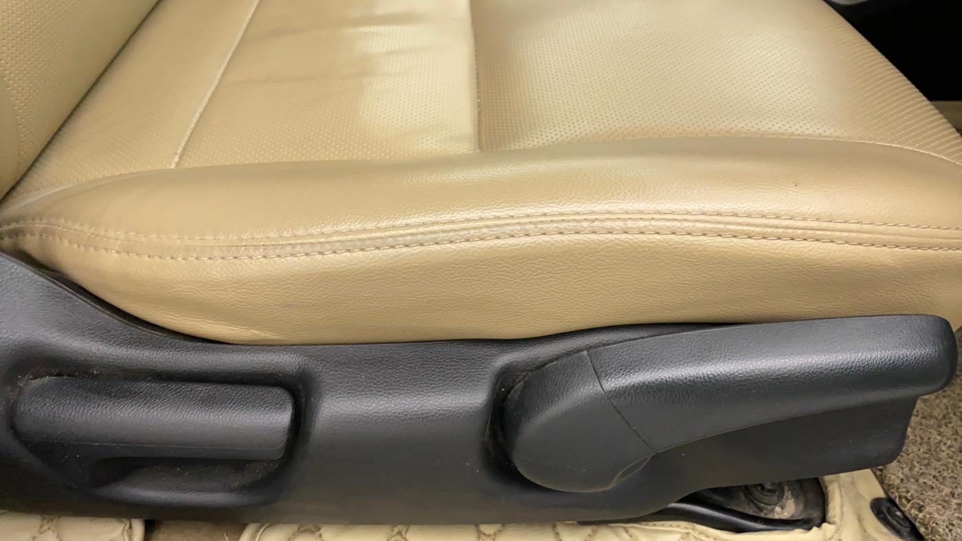 2018 Honda City V MT PETROL, Petrol, Manual, 71,080 km, Driver Side Adjustment Panel